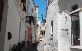 Via Corradino Di Svevia 7